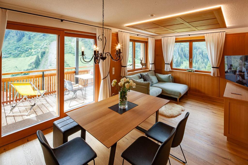 Ferienwohnung Smart Living Damuels Exterior foto